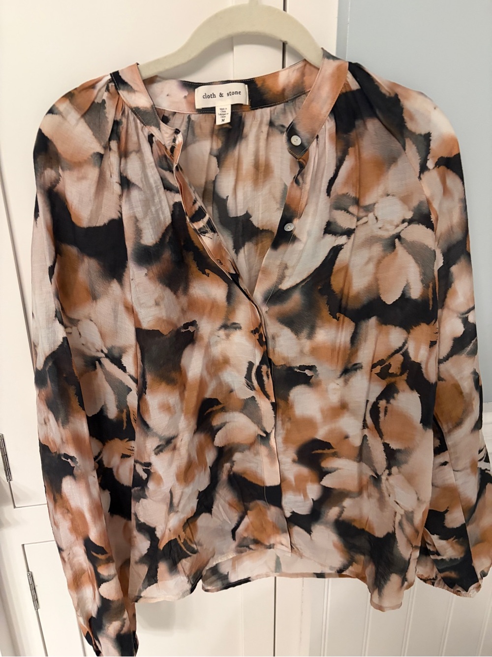 cloth & stone Watercolor Floral Long-Sleeve Blouse in Brown, Black, Cream